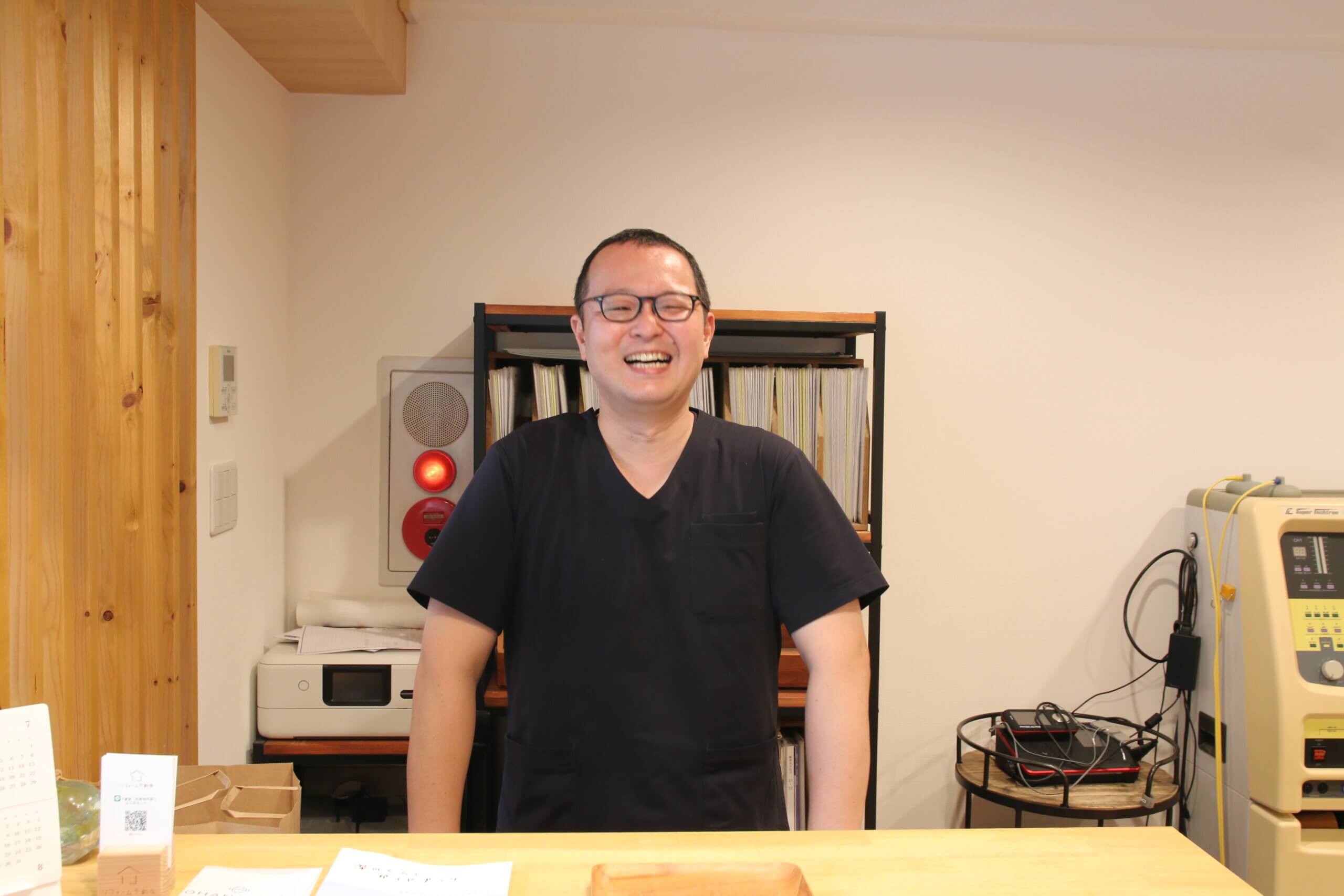 門前仲町の整骨院：素敵な笑顔のオーナー