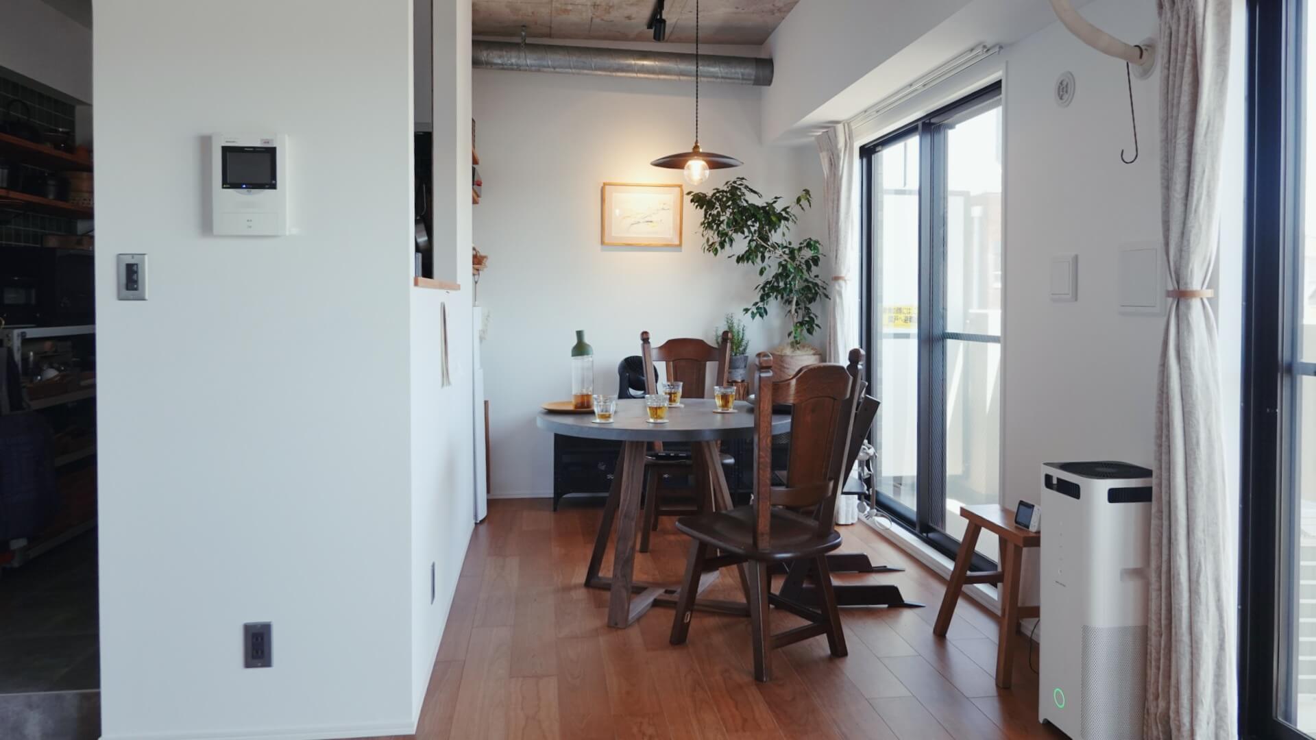 清澄白河のマンション:リノベーションされたモダンなリビング