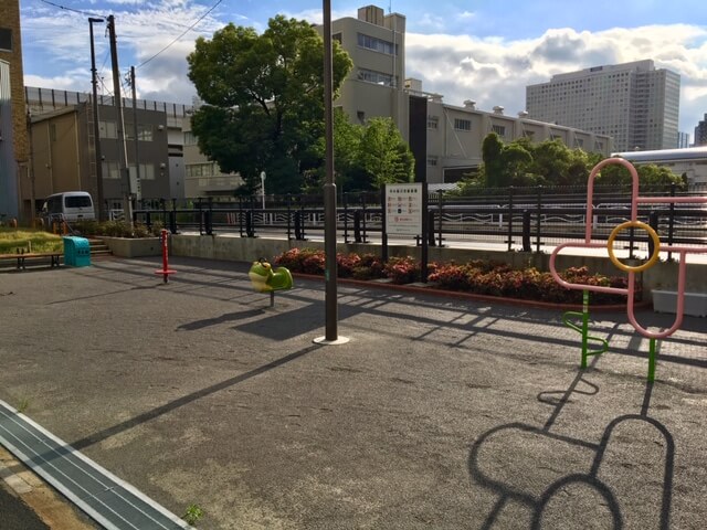 園内の遊具
