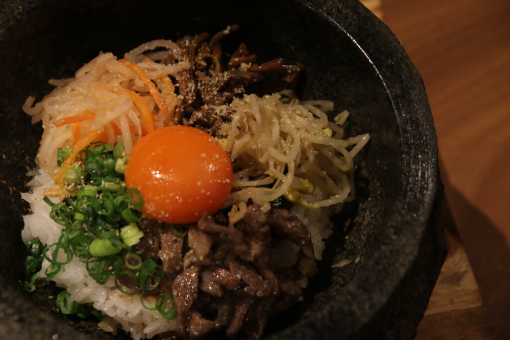 清澄白河の焼肉店:石焼ビビンバ